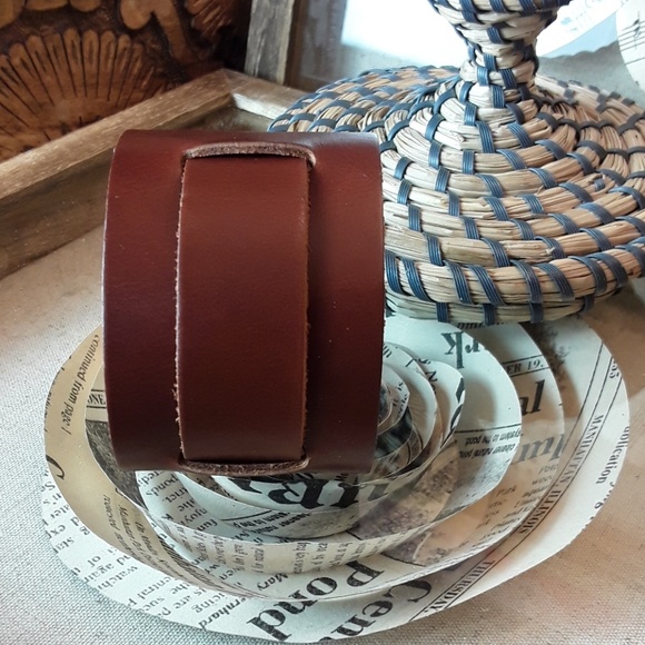 NEW Genuine Leather Buckle Wrap Bracelet - Picture 4 of 7